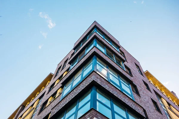 Modern Brick Facade Triangle Corner Form — Stock Photo, Image