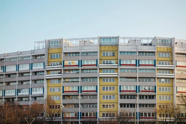 Colorful Gdr Plattenbau Building Berlin — Stok fotoğraf