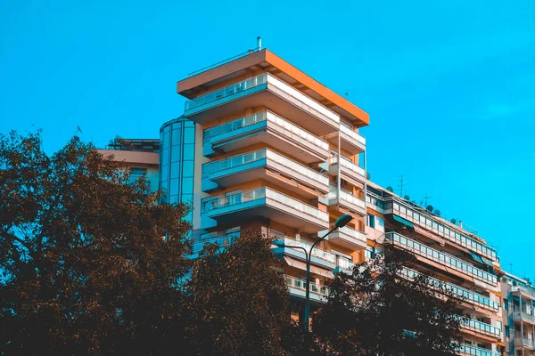 Edifício típico em Tessalônica em um belo dia — Fotografia de Stock
