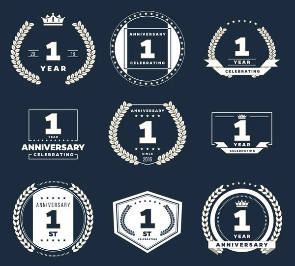 Logotypes et badges d'un an. Collection logo 1er anniversaire . — Image vectorielle