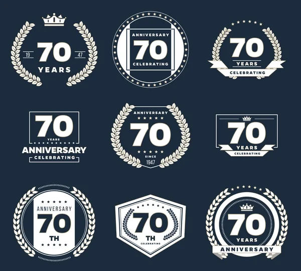 Zeventig jaar verjaardag logo's en kentekens. 70ste verjaardag logo collectie. — Stockvector