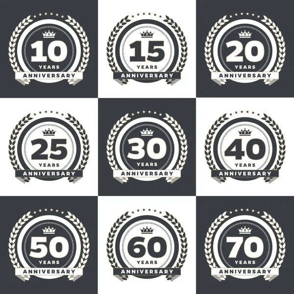 10., 15., 20., 25., 30., 40., 50., 60., 70. Jahrestag Logo-Kollektion. — Stockvektor