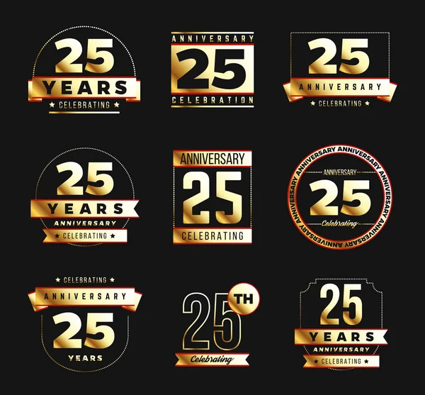 25-річний логотип із золотими елементами. Векторні ілюстрації . — стоковий вектор