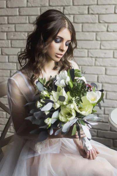 Morning beautiful bride — Stock Photo, Image