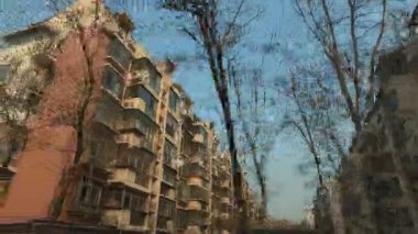 Şehrin konut alanının sürüş arabadan görüntülemek