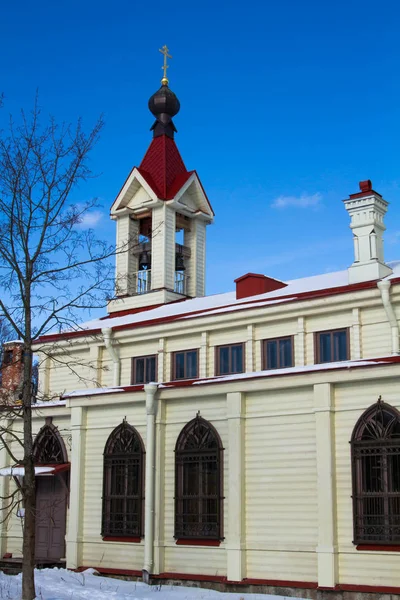 15 de diciembre de 2015. San Petersburgo. Lomonosov. Un parque. El Palacio Menshikov , — Foto de Stock