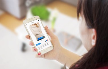 Kadın tutun app alışveriş ile akıllı telefon