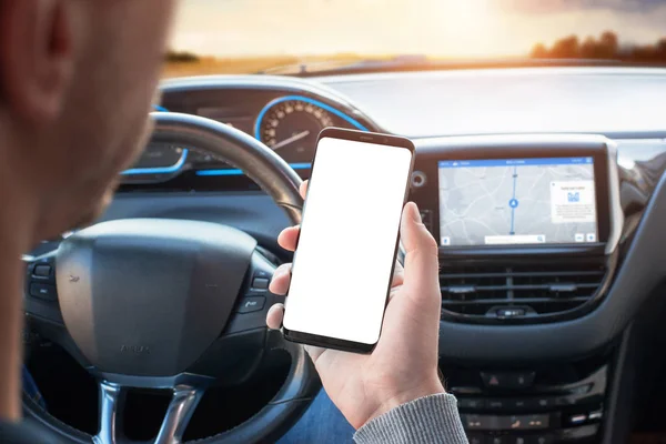 Driver Uses Phone While Driving Modern Smart Phone Edges Isolated — Stock Photo, Image