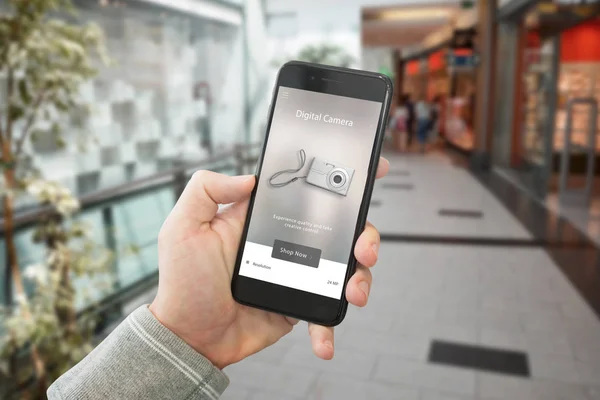 Shopping Prodotti Tecnologici Con Sito Web Display Smart Phone Centro — Foto Stock