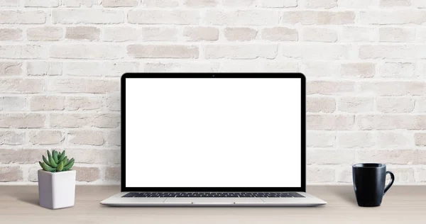 Laptop Mockup Eenvoudig Schoon Bureau Met Bakstenen Muur Achtergrond Geïsoleerd — Stockfoto