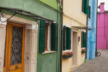 Burano adanın Venedik görüntülemek
