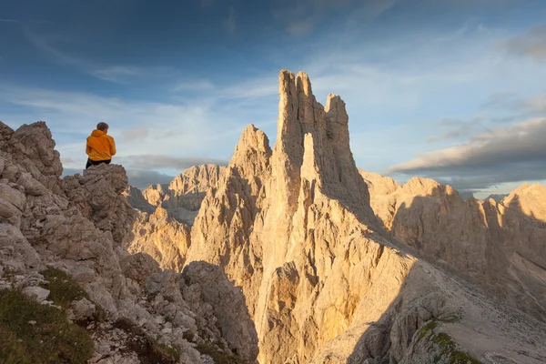 Tramonto sulle torri del Vajolet nelle Dolomiti — Foto Stock