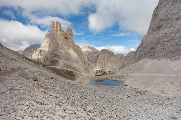 Horské scény z oblasti Catinaccio, Dolomity — Stock fotografie