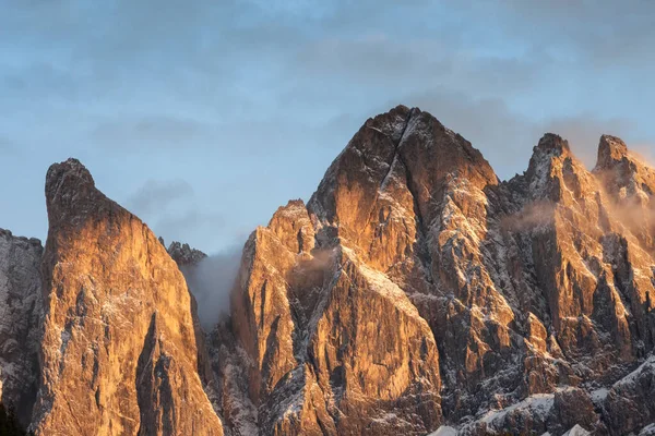 Θέα Στο Όρος Odle Στο Val Funes Δολομίτες Στο Ηλιοβασίλεμα — Φωτογραφία Αρχείου