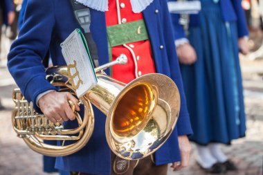 CHIUSA, İtalya - 16 Eylül 2017: Val Isarco 'da her eylül ayında yerel kutlama 