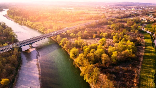 Köprü-nehir-Hırvatistan