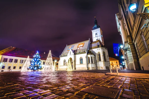 Kilise Advent Zagreb Noel ışıkları Hırvatistan
