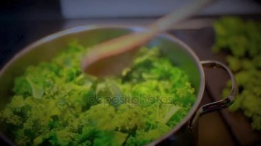 Ocakta tencerede pişirme kale 