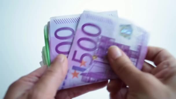Tenencia de billetes en euros — Vídeo de stock
