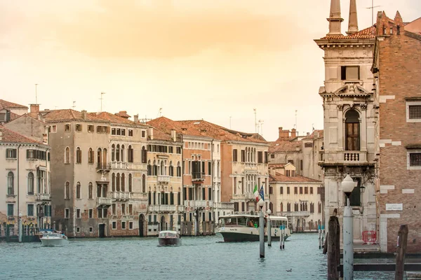Venice  Grand Canal  boat traffic  Travel Italy — Stock Photo, Image