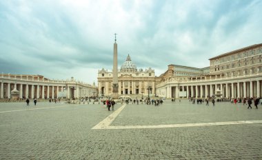  St. Peter's kare Bazilikası ve Vatikan Şehri Ro Oberlisk