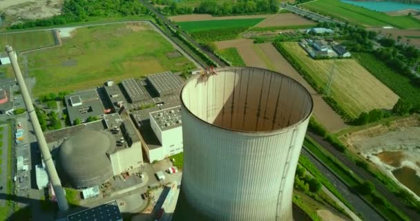 Vista Aérea Del Dron Central Nuclear Desmantelada Muelheim Kaerlich Alemania — Vídeos de Stock