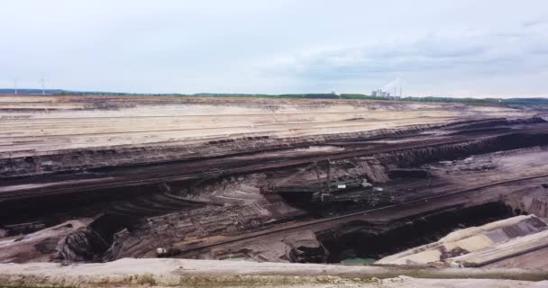 Aerial Brown Coal Open Pit Landscape Inden Germany Rwe Haevy — Stock Video