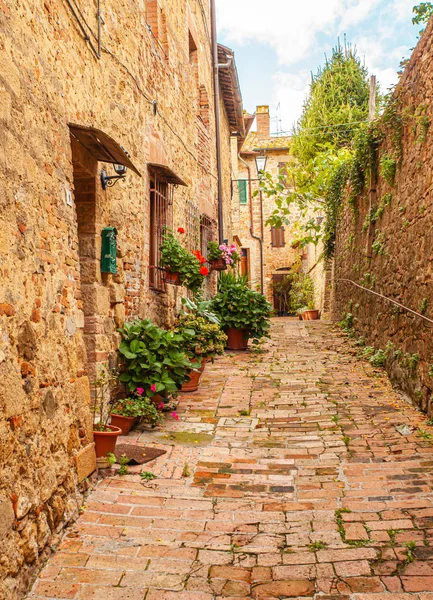 Toskańska średniowieczna wioska Monticchiello Toskania Włochy — Zdjęcie stockowe