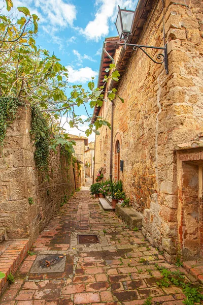 Тосканская средневековая деревня Монтичелло Тоскана Италия — стоковое фото