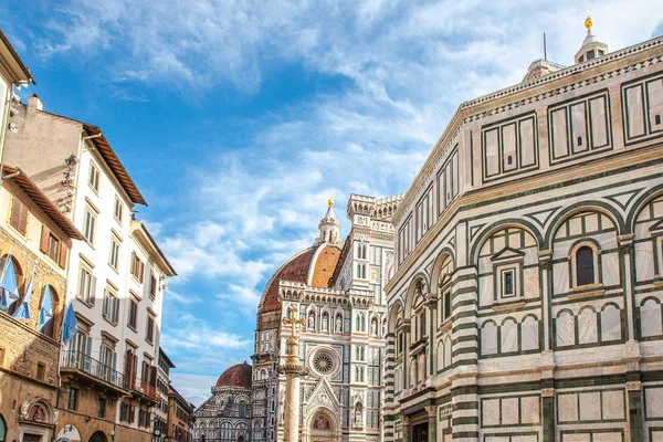 Metropolitaanse kathedraal van Santa Maria del Fiore in Florence — Stockfoto