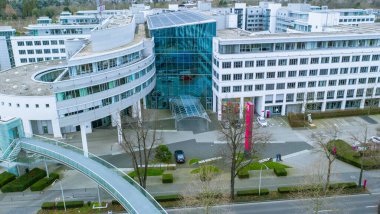 Almanya / Bonn Şubat 2020: Deutsche Telekom AG Telekomünikasyon Şirketi Genel Merkezi