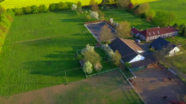 Flygfoto Över Gården Landsbygden Remagen Tyskland Natur Springtime — Stockvideo