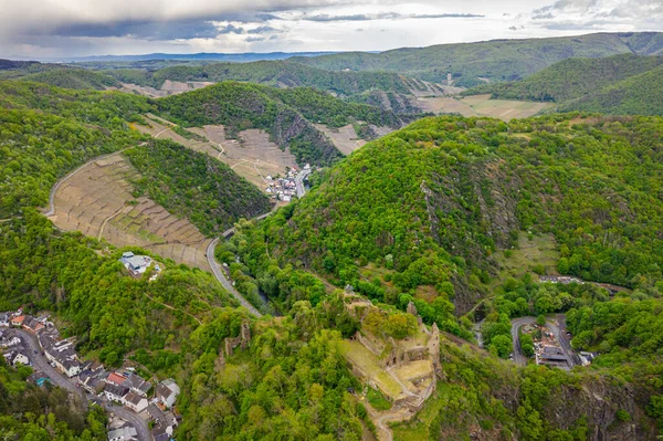 Vista Aérea Altenahr Con Castillo Viñedos Paisaje Alemania — Foto de Stock