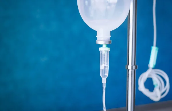 Hasta ve hastane içinde infüzyon pompa için serum fizyolojik IV damla kapatın