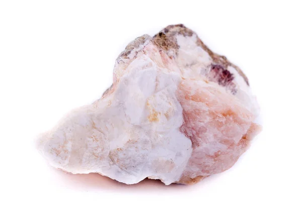 Macro piedra mineral Calcedonia sobre un fondo blanco — Foto de Stock
