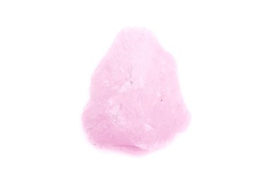 Beyaz bir arka plan üzerinde makro mineral taş Pembe Kuvars