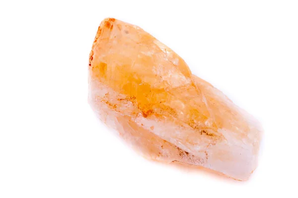 Macro mineral de piedra citrina sobre fondo blanco —  Fotos de Stock