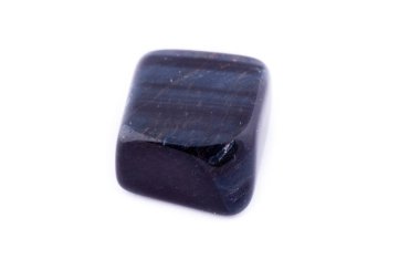 Makro mineral taş Şahin göz beyaz arka plan üzerinde