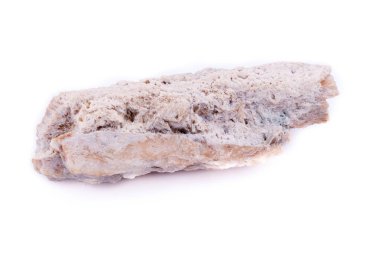 Makro mineral taş kalsit beyaz arka plan üzerinde