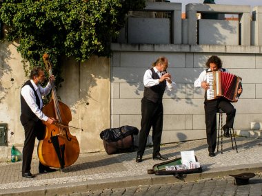 Prague, Çek Cumhuriyeti - 25 Eylül 2007: sokak müzisyenleri