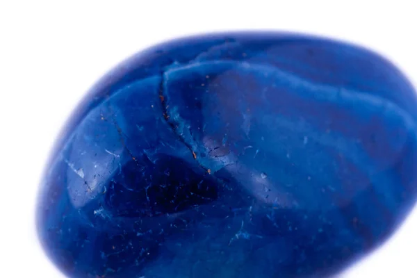 Macro piedra mineral ágata azul sobre un fondo blanco — Foto de Stock