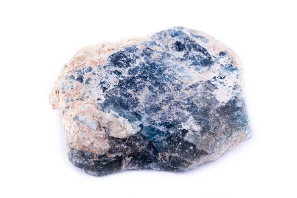 Pedra crisocolla mineral macro sobre um fundo branco — Fotografia de Stock