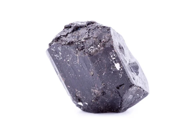 Macromineral pedra schorl sobre um fundo branco — Fotografia de Stock