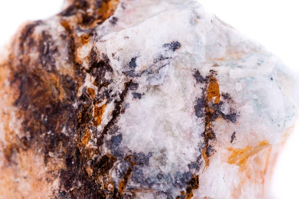 Petalita de piedra mineral macro sobre un fondo blanco — Foto de Stock