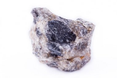 Makro plaka taş beyaz bir arka plan üzerinde