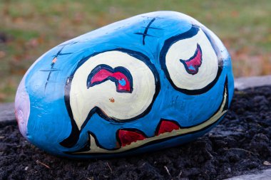 Oyma ve boyalı Cadılar Bayramı Balkabağı