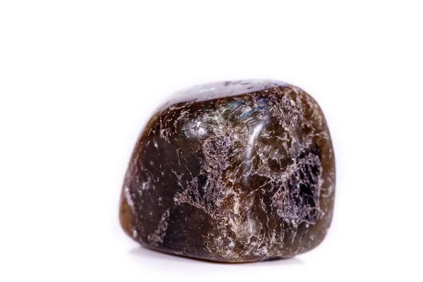 Μακροεντολή ορυκτή πέτρα λαβραδορίτης σε λευκό φόντο — Φωτογραφία Αρχείου