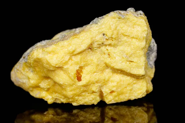 Macro mineral stone Sulfur on black background — Stock Photo, Image
