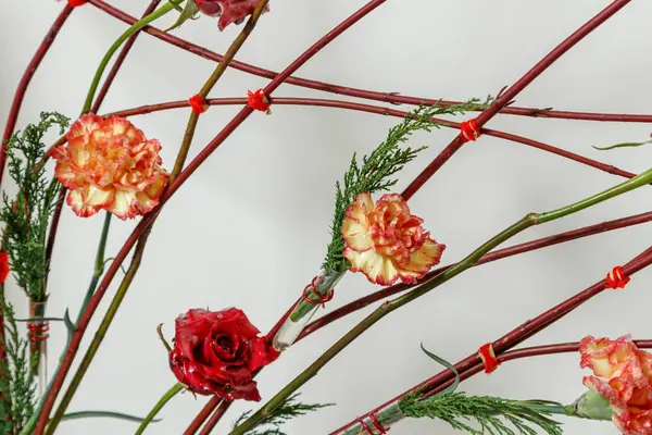 Composition de Noël de fleurs fraîches — Photo