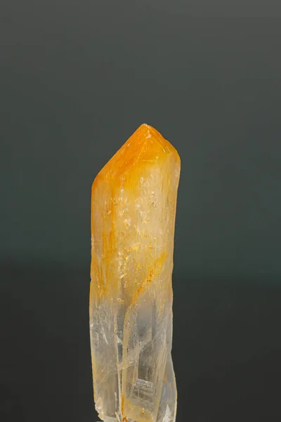 Μακροεντολή ορυκτό χαλαζία πέτρα με halloysite, μάνγκο χαλαζία σε ένα BL — Φωτογραφία Αρχείου